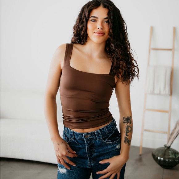 Brown Sleeveless Women's Top - Picture 1 of 7